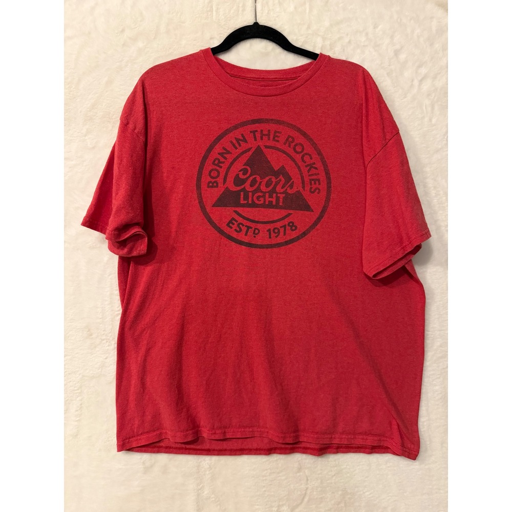 Coors Light Shirt Mens XL Red Born In The Rockies Graphic Tee Short Sleeve Beer